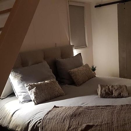 Bed and Breakfast Logeren Bij Grea Zwartsluis Exterior foto